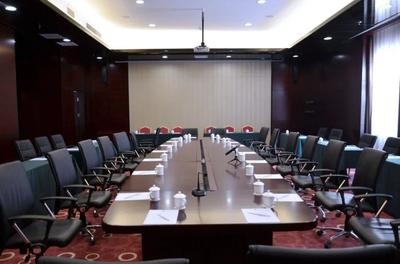 四星级园林酒店推出免费会议室与礼仪服务，商务休闲新地标即将引爆市场